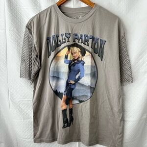 Dolly Parton Gray graph tee